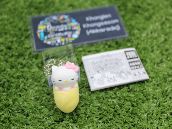 1.Gashapon Sanrio Characters Swaddle Baby Mascot – Baby Hello Kitty
