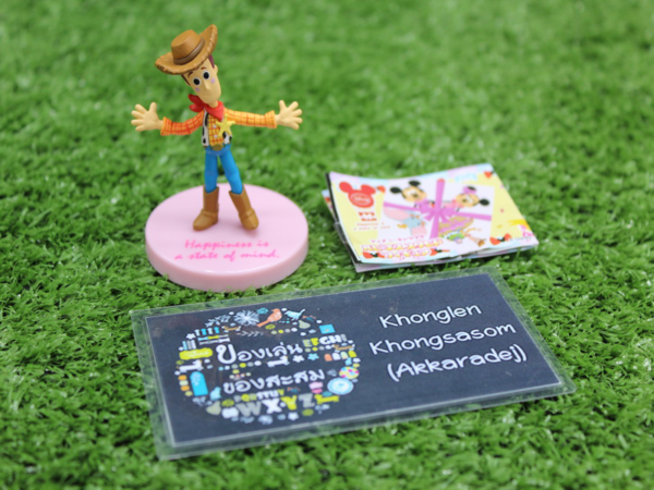 3.Gashapon Disney Character Happiness Stand Figure - Woody